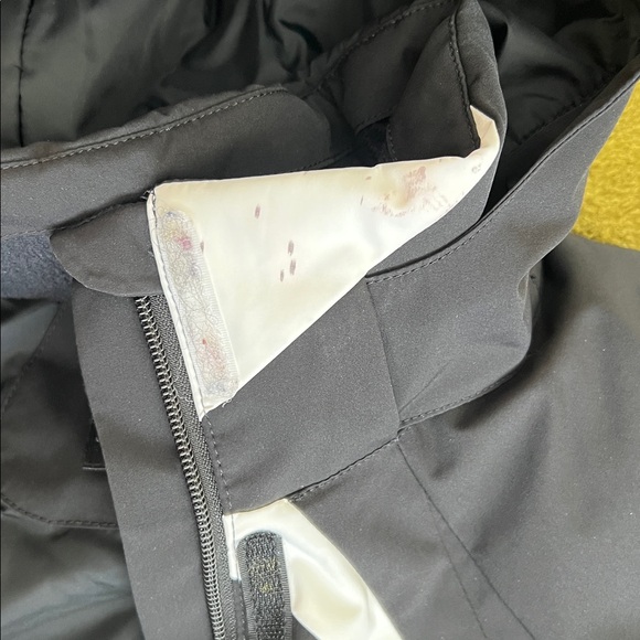 Spyder “Amp” Women's Black and White Ski Jacket size 10 or size M - Picture 3 of 13